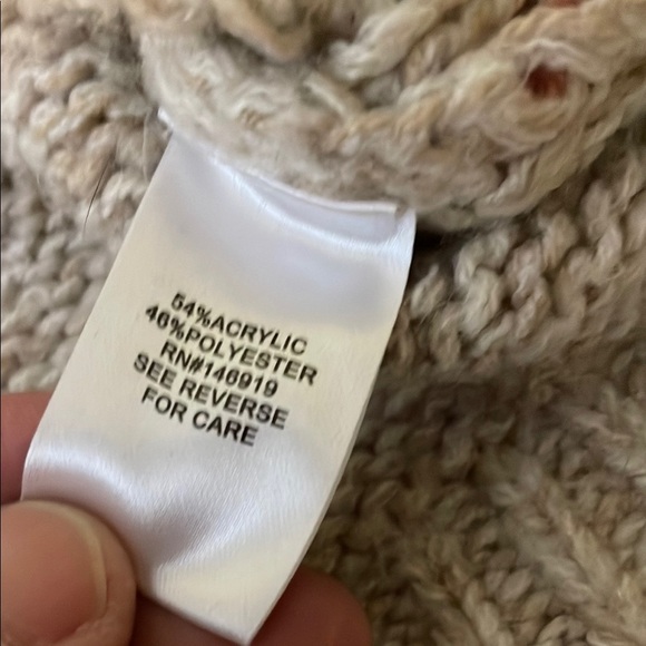 Freshman Cream and Brown V-Neck Sweater with Textured Knit - Picture 6 of 9